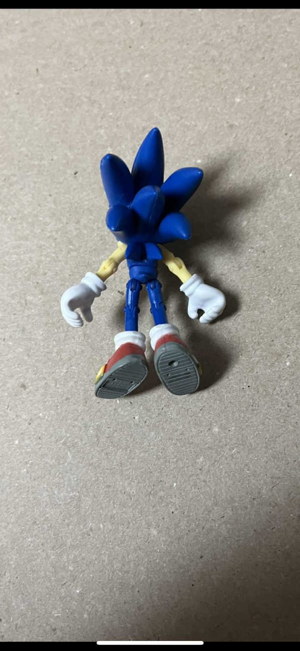 *Reserved* Jazwares 3  Inch Sonic Action Figure (Used) Sale