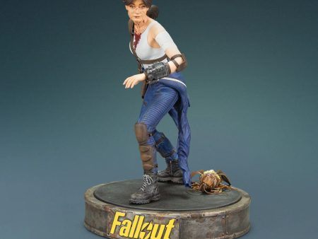 Fallout (Amazon TV Show): Lucy 7.5  Inch Posed Figure - Dark Horse Hot on Sale