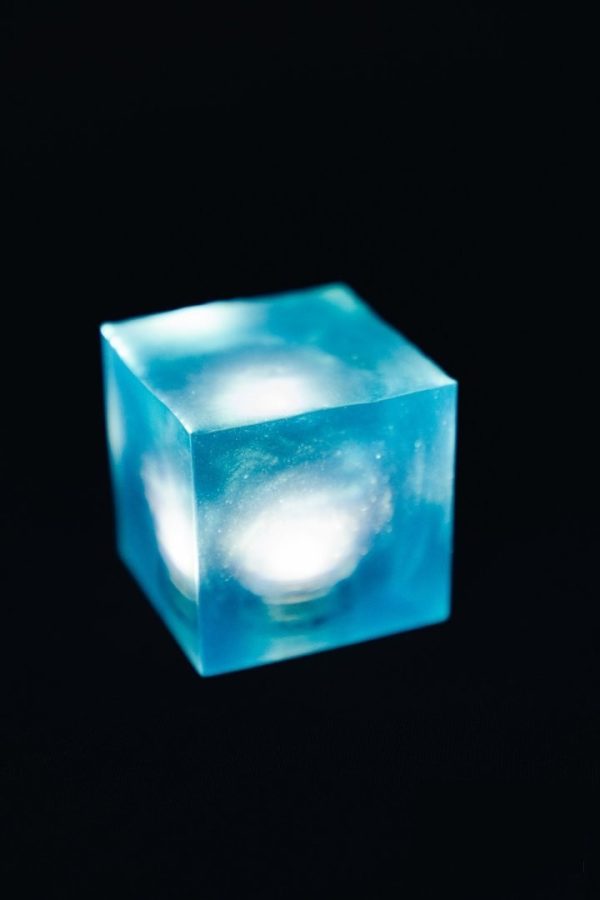 1:1 Avengers Tesseract Style Replica Prop Life Size For Discount